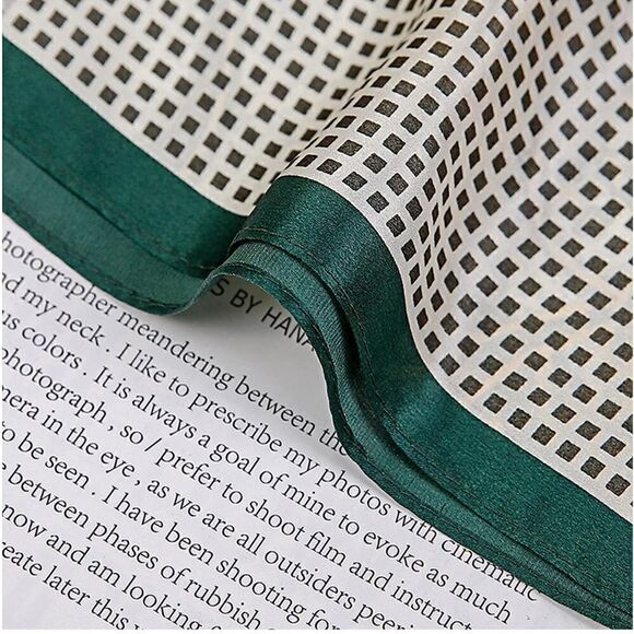 Green Paisley Silk Scarf - Picture 5 of 6